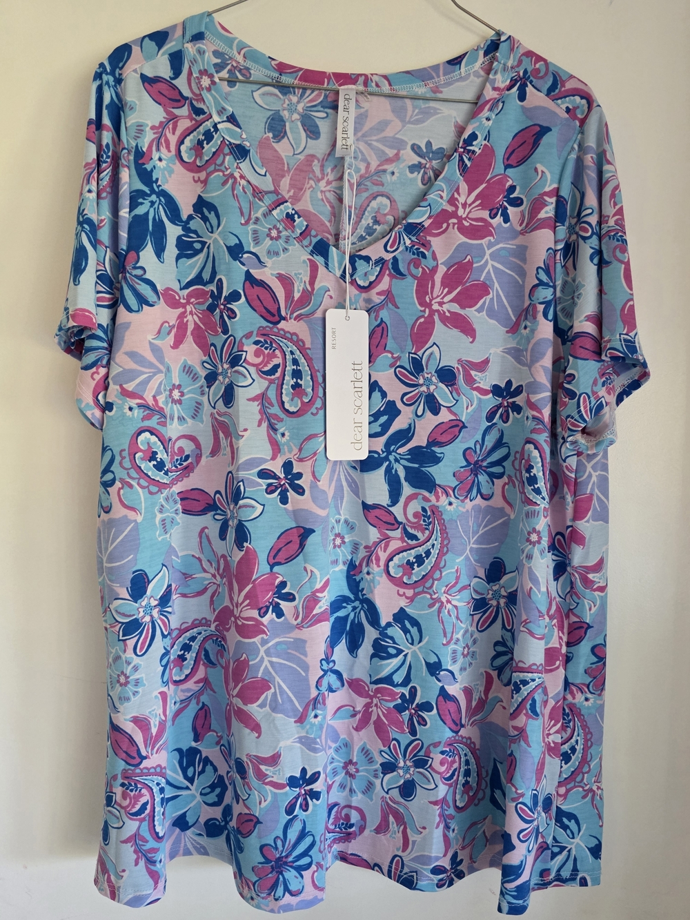 Dear Scarlett Women's Blue & Pink Floral V-Neck Shirt XL